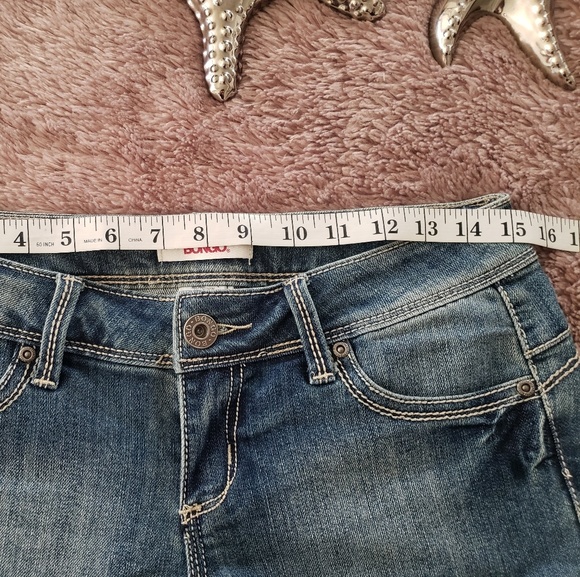 🤠BONGO Brand Jean Shorts with Lace Pockets - Picture 7 of 8